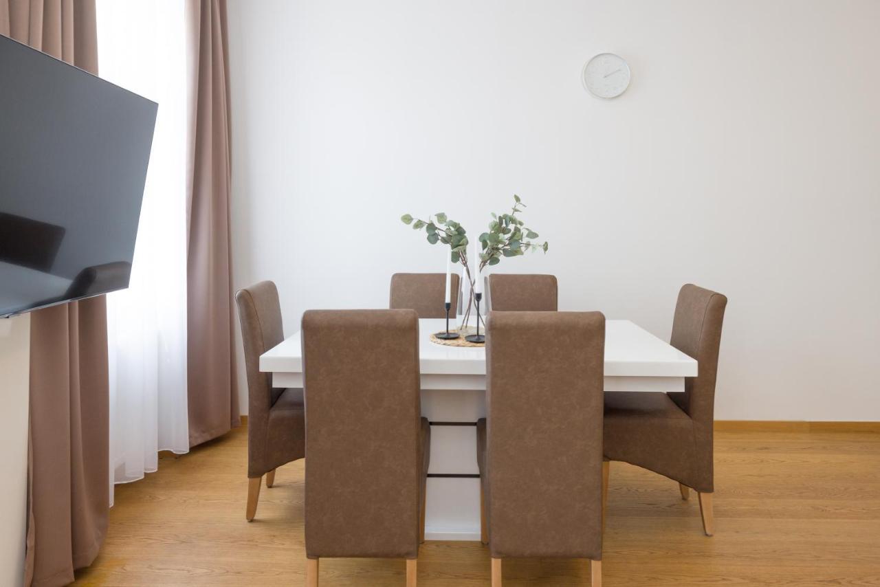 Donaustadt Special Apartments 1220 เวียนนา ภายนอก รูปภาพ