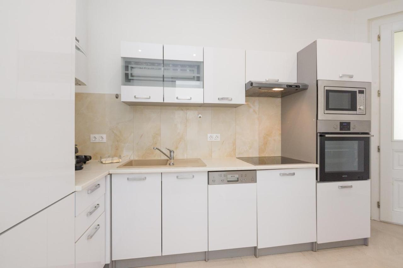 Donaustadt Special Apartments 1220 เวียนนา ภายนอก รูปภาพ